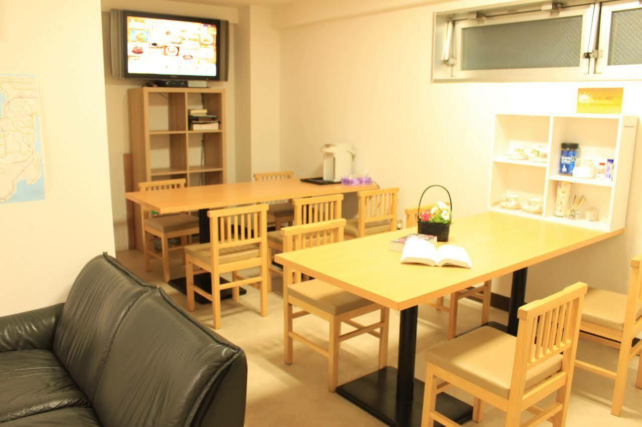 T&K Hostel Kobe Sannomiya East Экстерьер фото