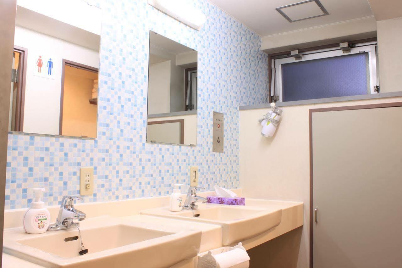 T&K Hostel Kobe Sannomiya East Экстерьер фото