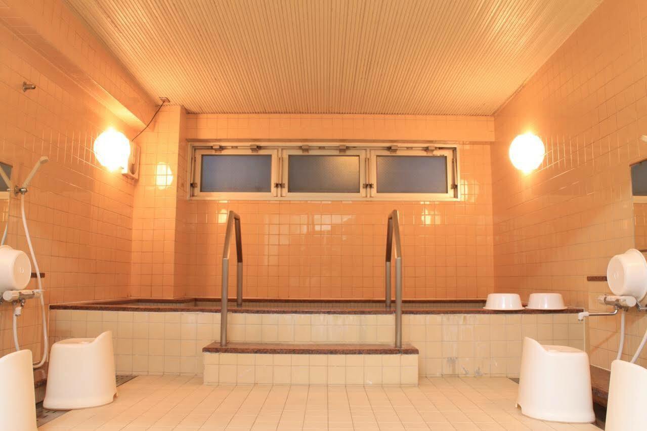 T&K Hostel Kobe Sannomiya East Экстерьер фото