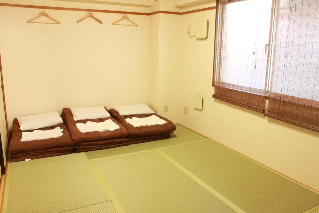 T&K Hostel Kobe Sannomiya East Экстерьер фото