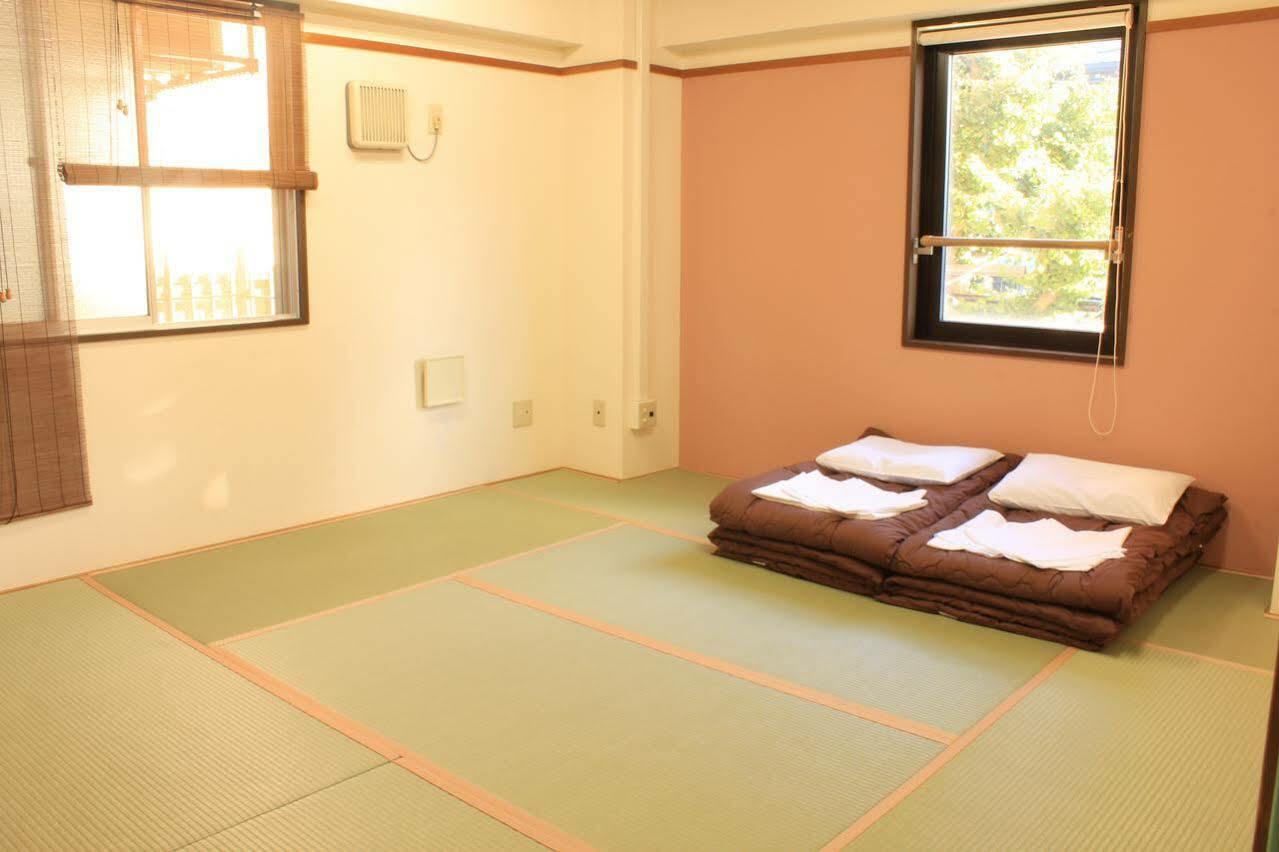 T&K Hostel Kobe Sannomiya East Экстерьер фото